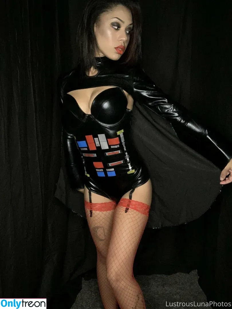 The Lovely Luna nude photo #0072 (Lustrous Luna / lunagonewild / lunaslilpiggies / xo_lovelyluna)