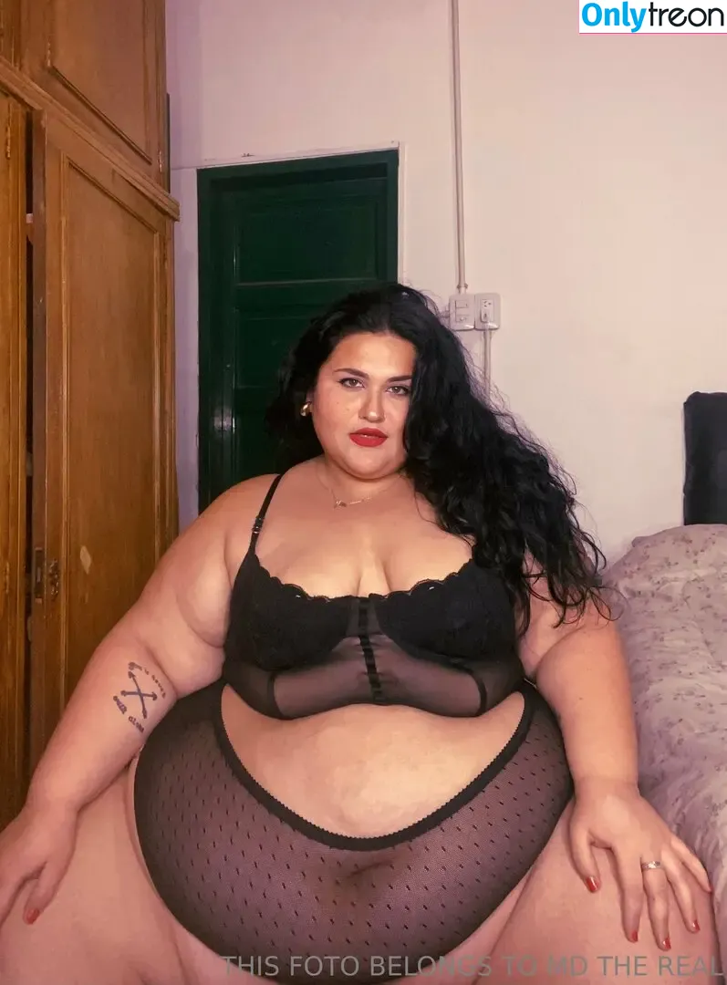 the_realqueen09 nude photo #0032 (therealqueennee)