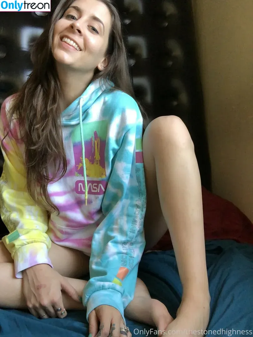 The Stoned Highness nude photo #0240 (actually.stoned / thestonedhighness)