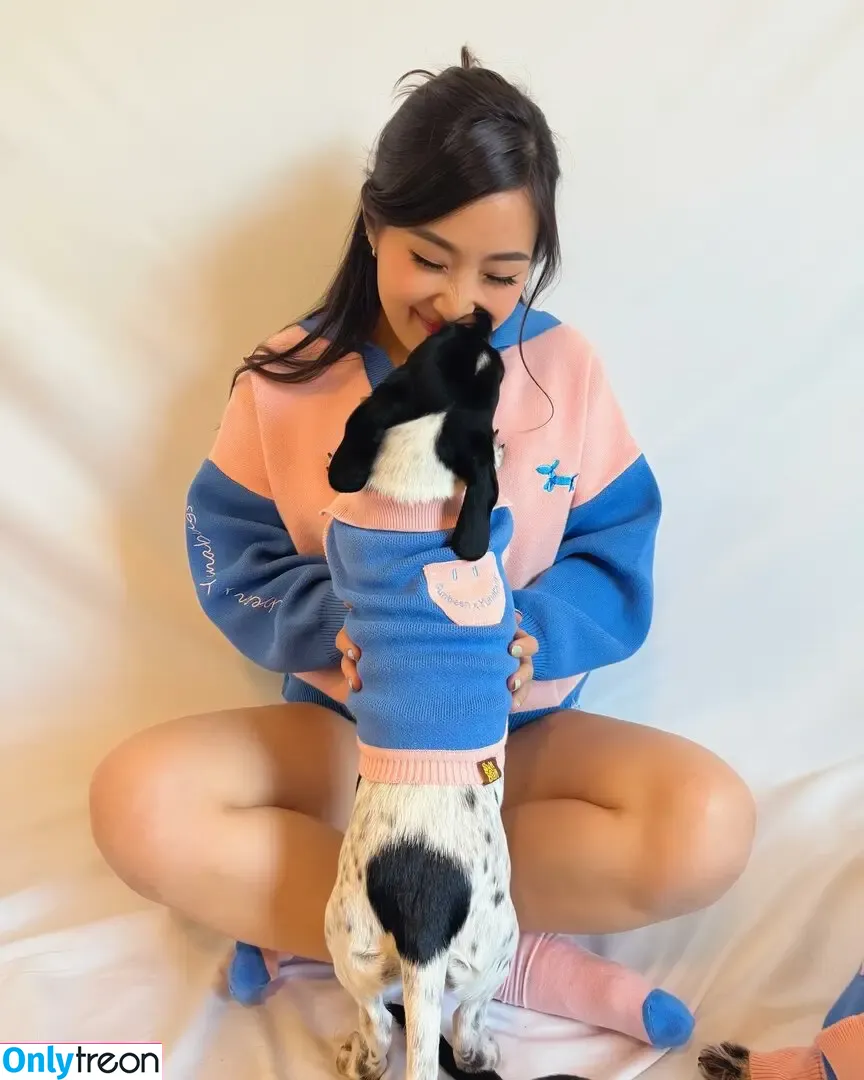 The Weens nude photo #0011 (yunabugs)