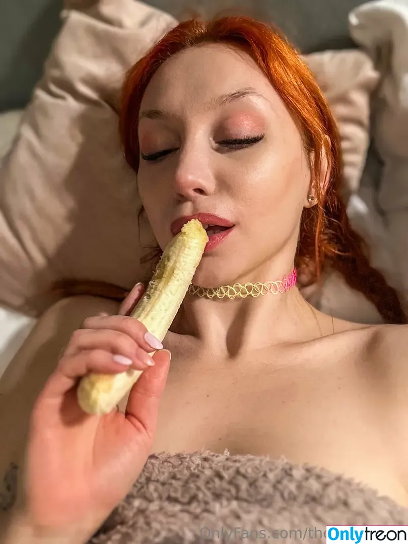 the_weganka nude photo #0017 (theweganka)
