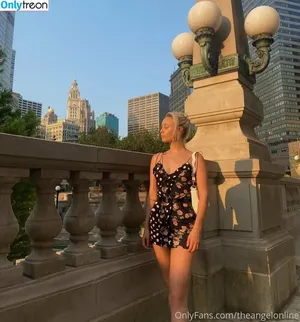  nude photo #0008