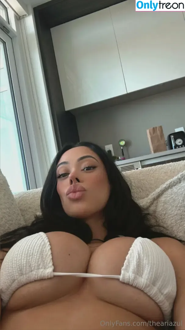 Theariazul nude photo #0054 (therealariazul)