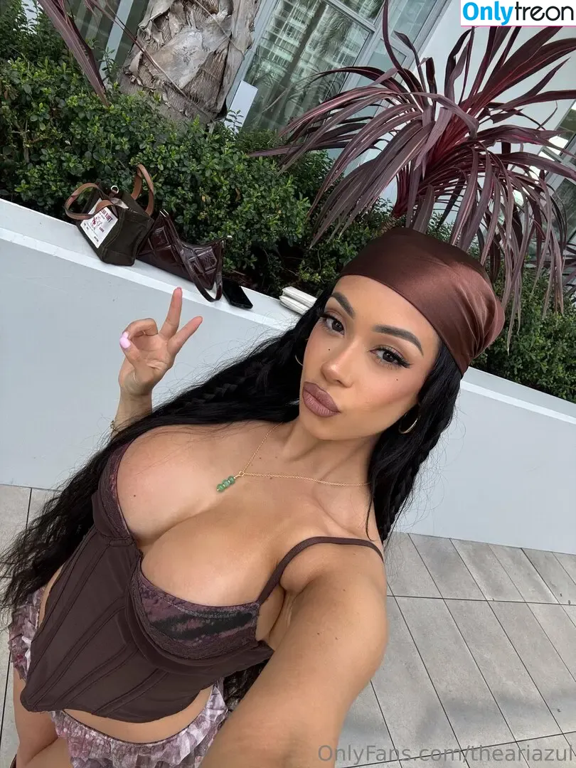 Theariazul nude photo #0060 (therealariazul)
