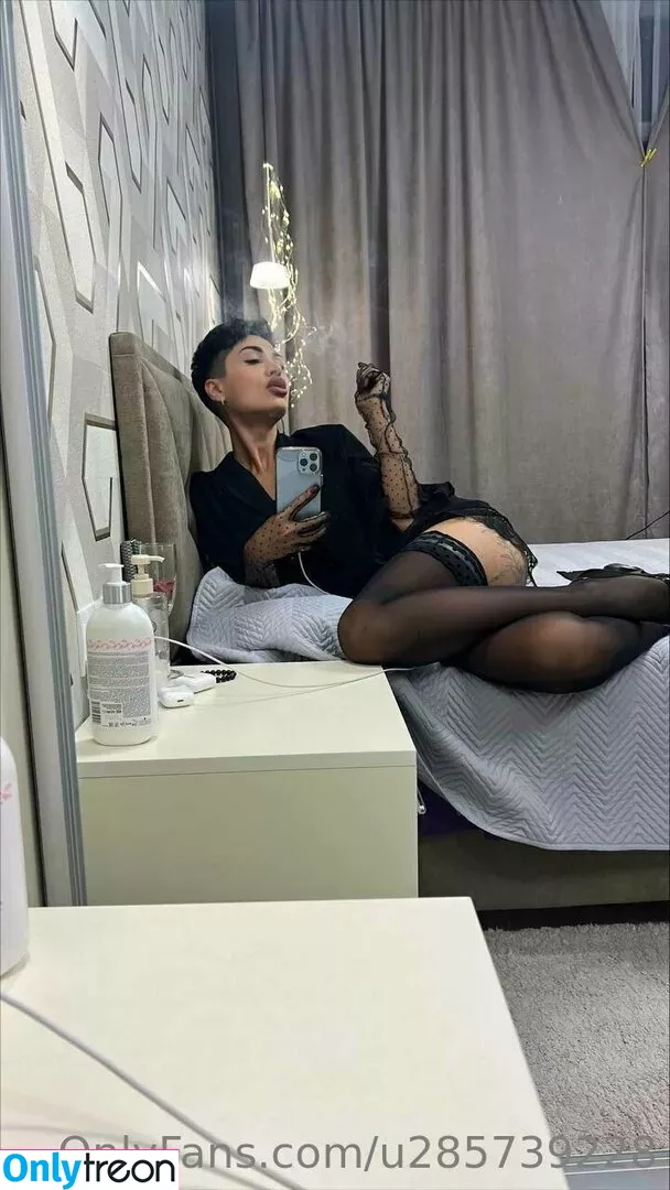 thebaddest_m0mmy nude photo #0004 (thebaddest24)