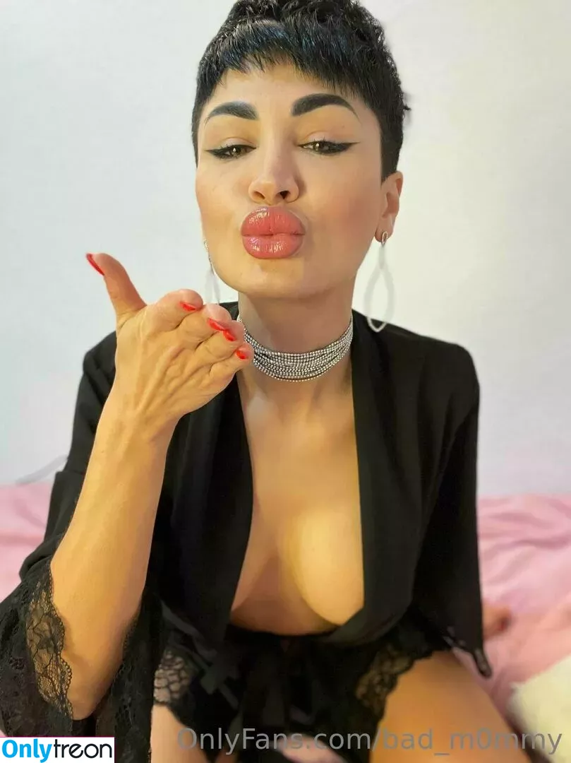 thebaddest_m0mmy nude photo #0050 (thebaddest24)