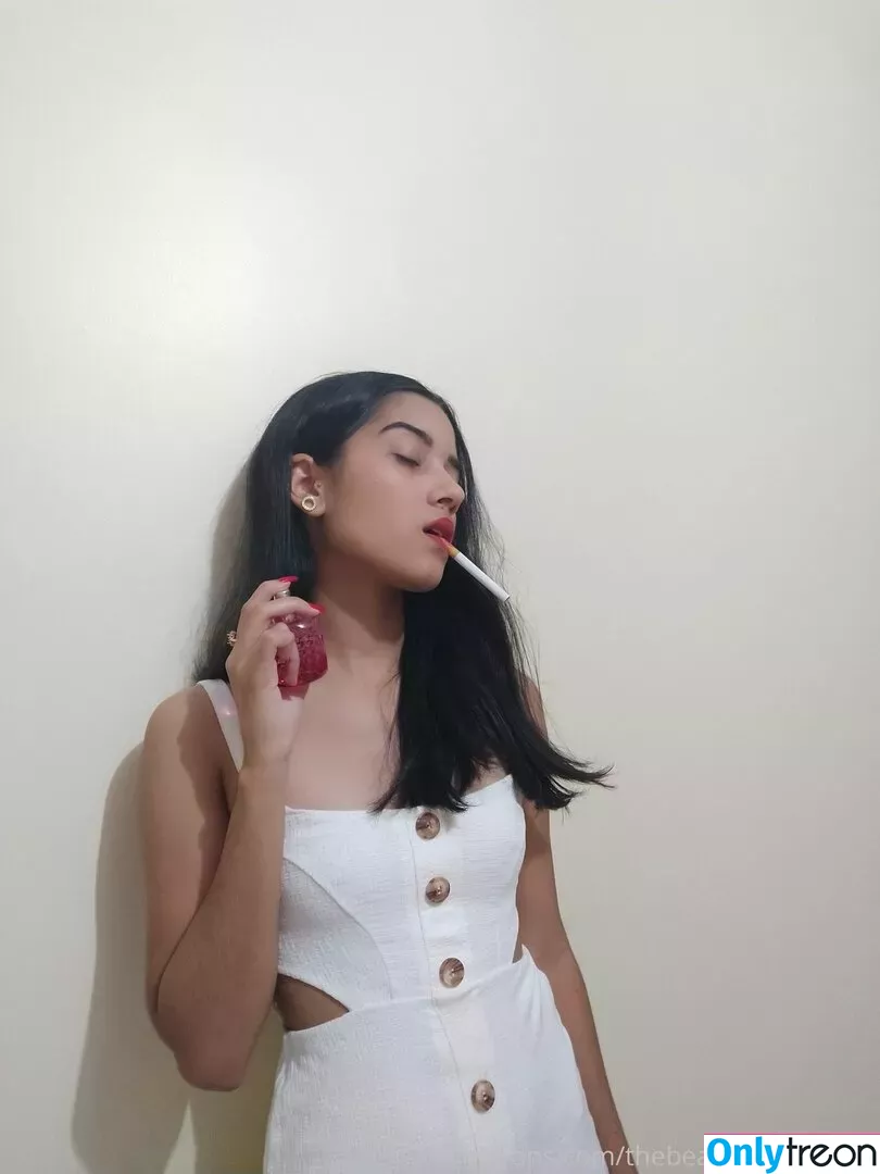 thebeautyofsmoking nude photo #0003 (the_beauty_of_smoking)