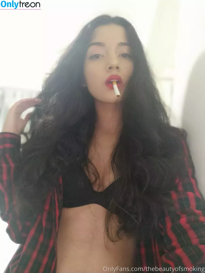 thebeautyofsmoking nude photo #0038 (the_beauty_of_smoking)