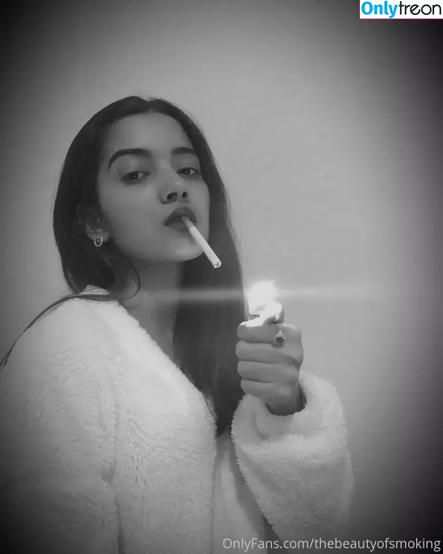 thebeautyofsmoking nude photo #0052 (the_beauty_of_smoking)