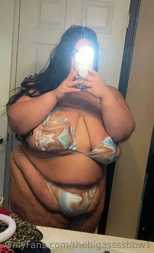 thebigassssbbw1 / thebigglooom nude photo #0041