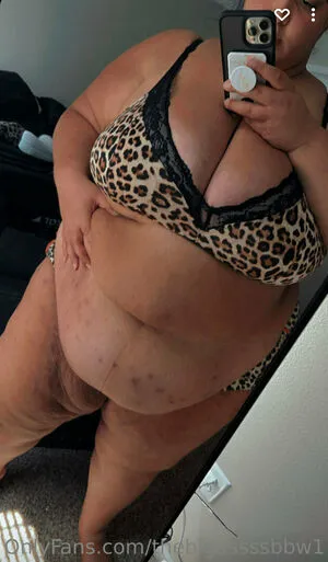 thebigassssbbw1 / thebigglooom nude photo #0046