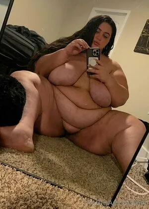thebigassssbbw1 / thebigglooom nude photo #0075
