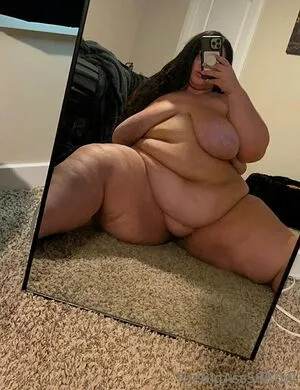 thebigassssbbw1 / thebigglooom nude photo #0076