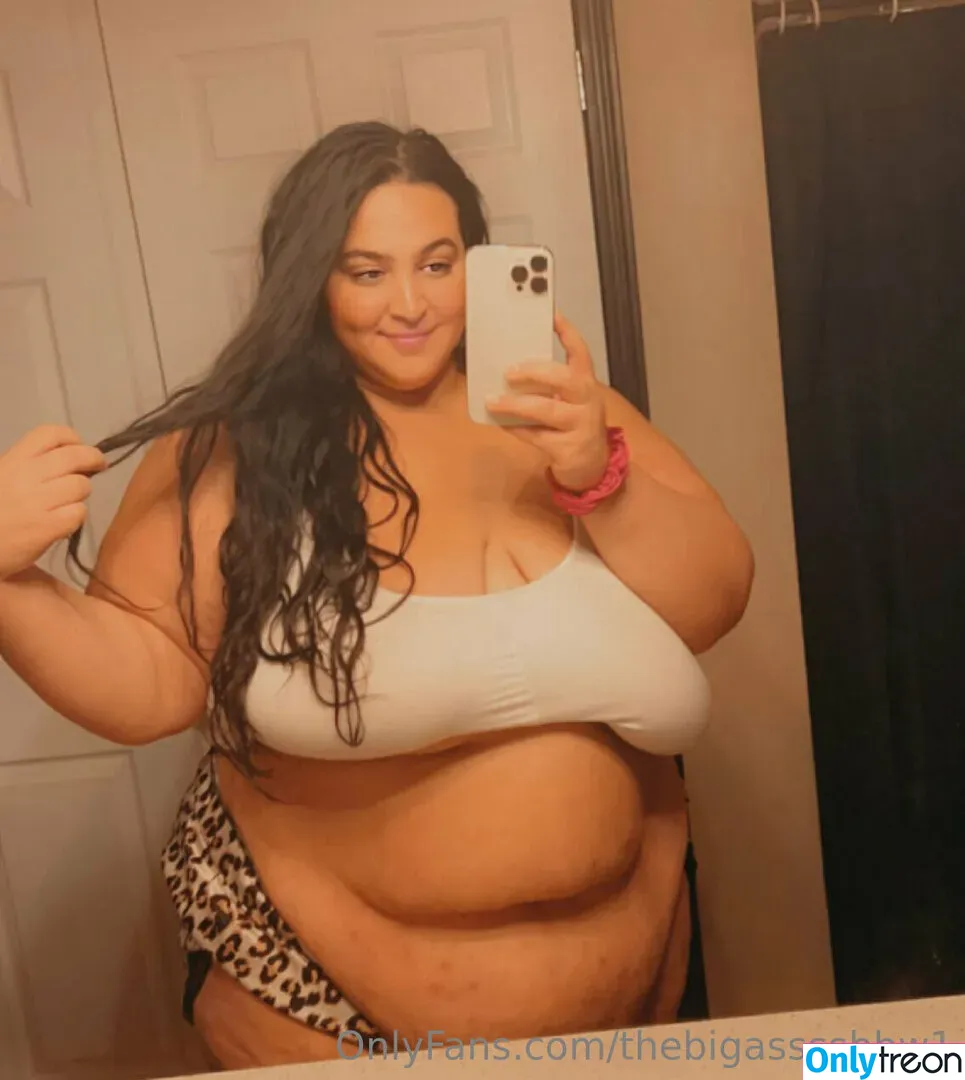 thebigassssbbw1 nude photo #0037 (thebigglooom)