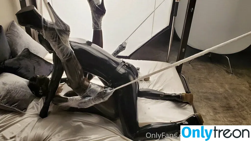 thecamdamage голая photo #0007 (notcamdamage)