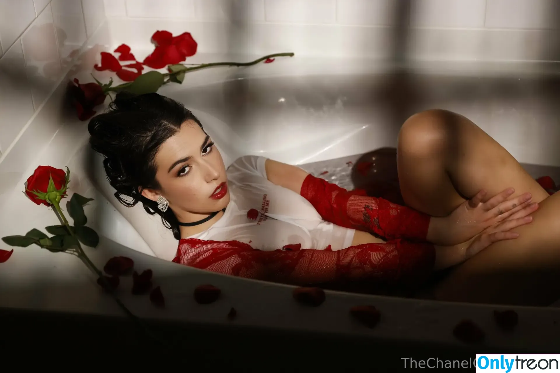 thechanelcamryn nude photo #0059 (thech.anelcamryn)