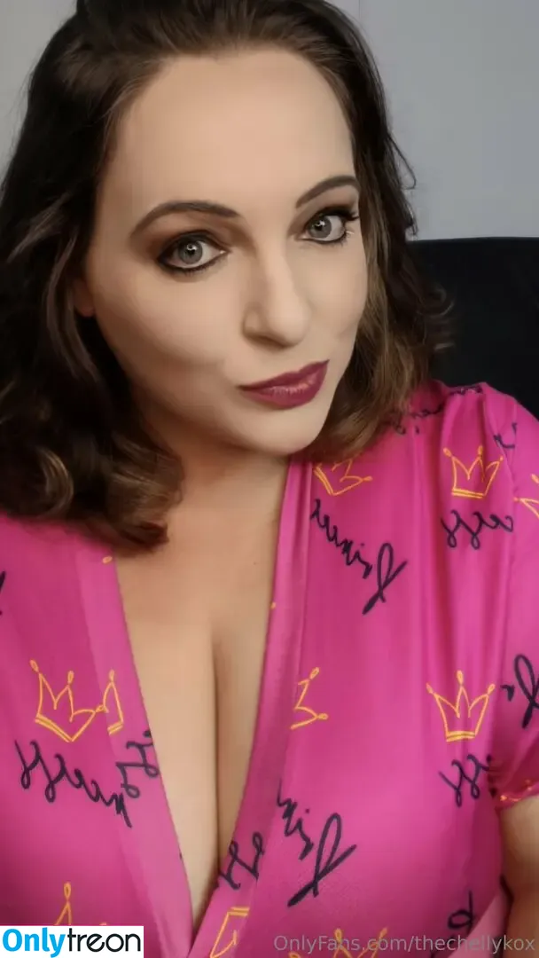 thechellykox nude photo #0300 (thebbwbarbie)