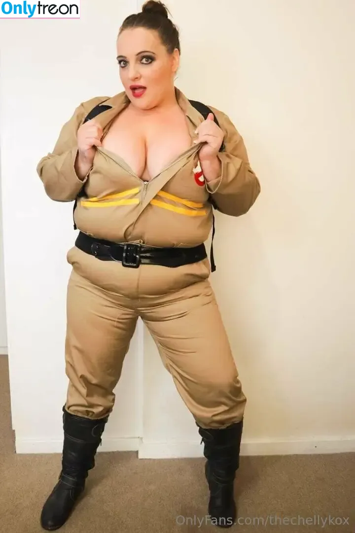 thechellykox nude photo #0385 (thebbwbarbie)