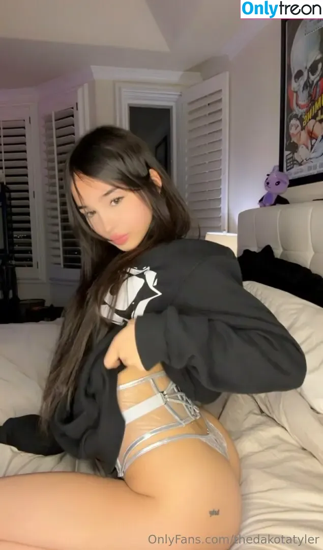 thedakotatyler голая photo #0074 (thedakotatyler)