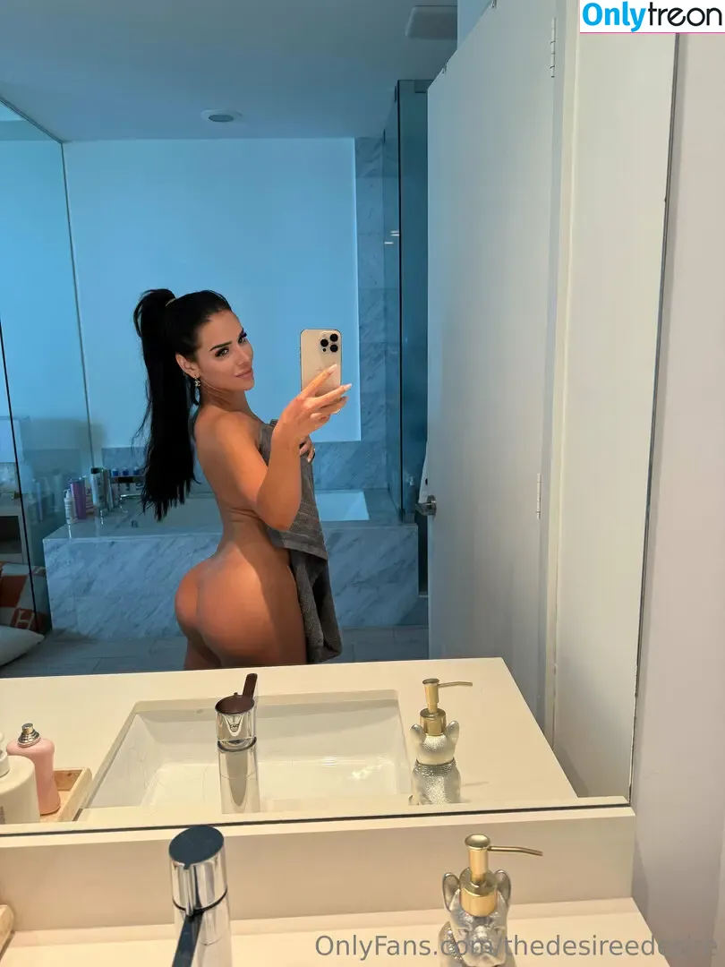 thedesireedesire nude photo #0010 (thedesireedesire)