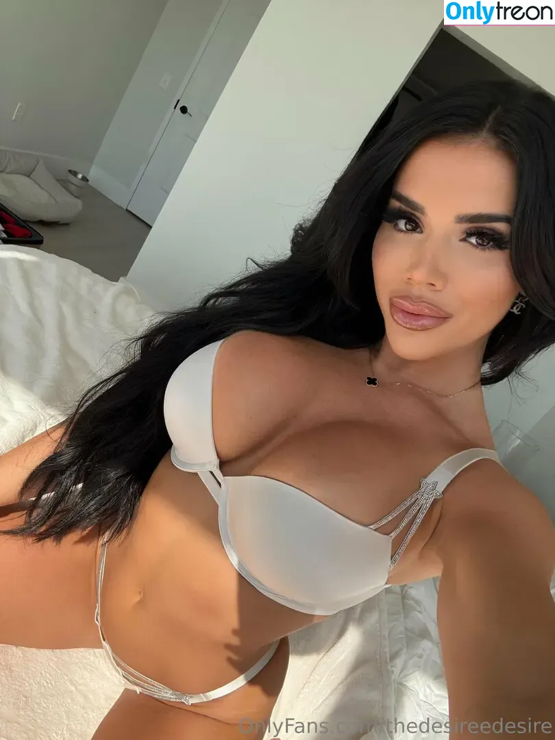 thedesireedesire nude photo #0016 (thedesireedesire)