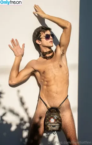  nude photo #0006