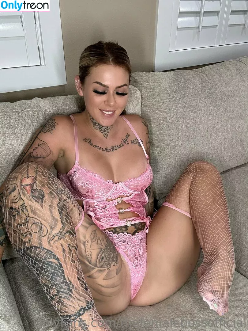 Thefemalebossofficial nude photo #0015 (thefemalebossrl)