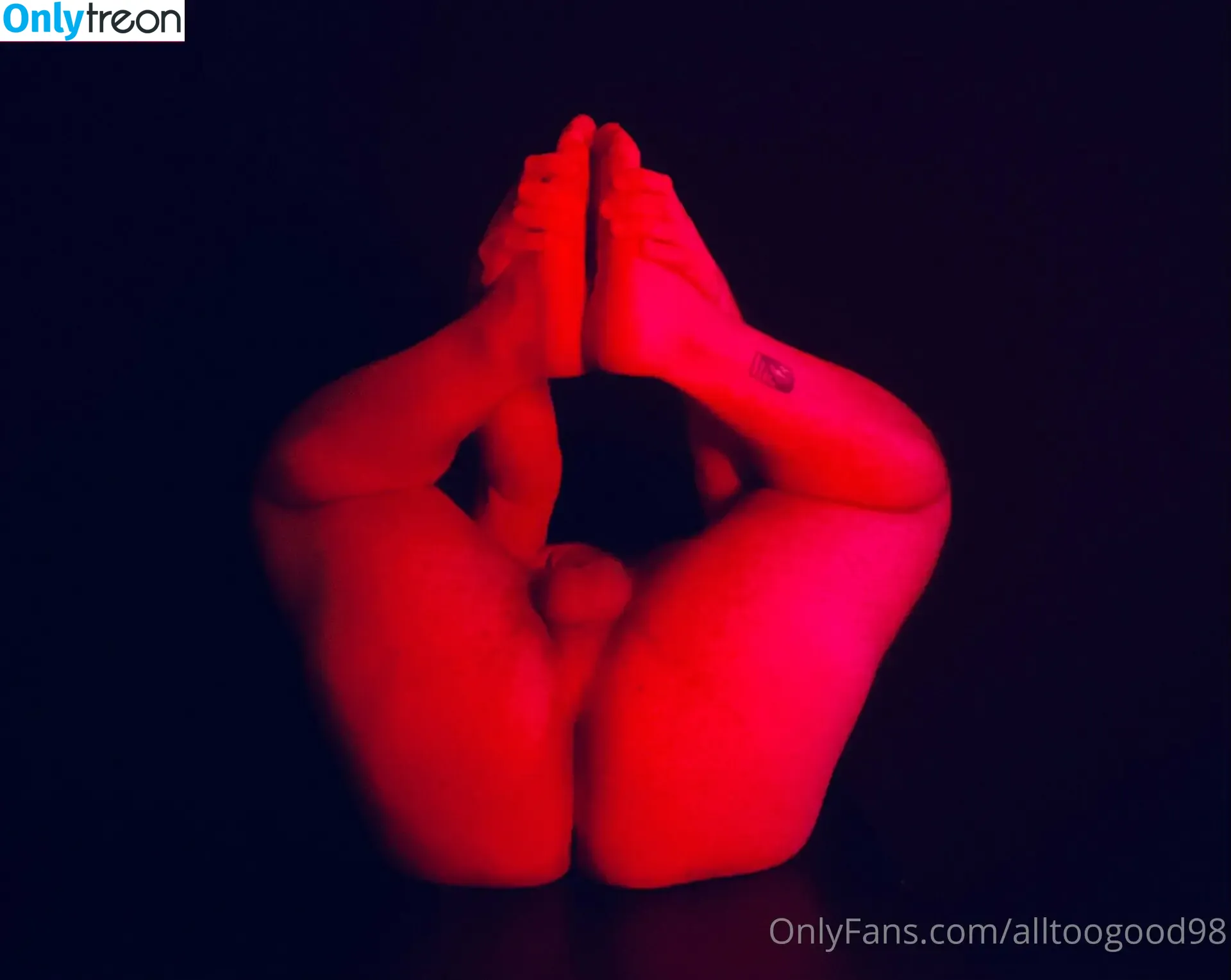thegiant_peach nude photo #0050 (thegiantpeach)