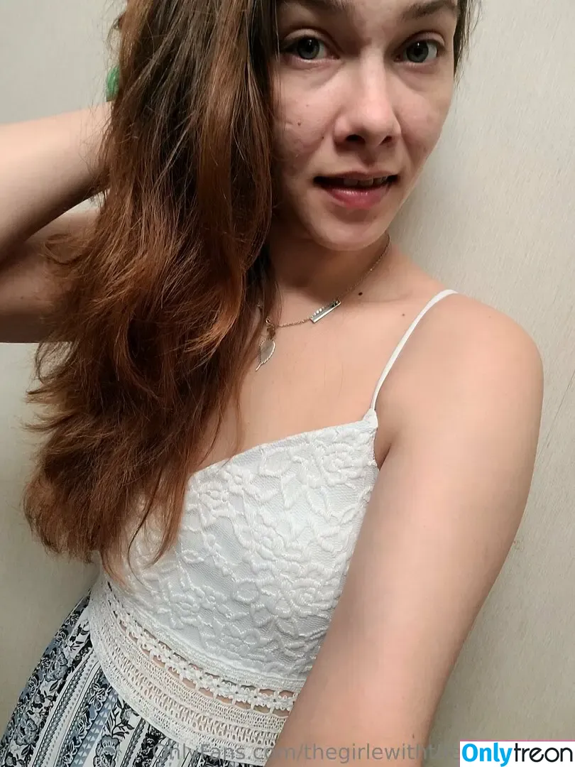 thegirlewiththecursemark nude photo #0111 (thegirlewiththecursemark)