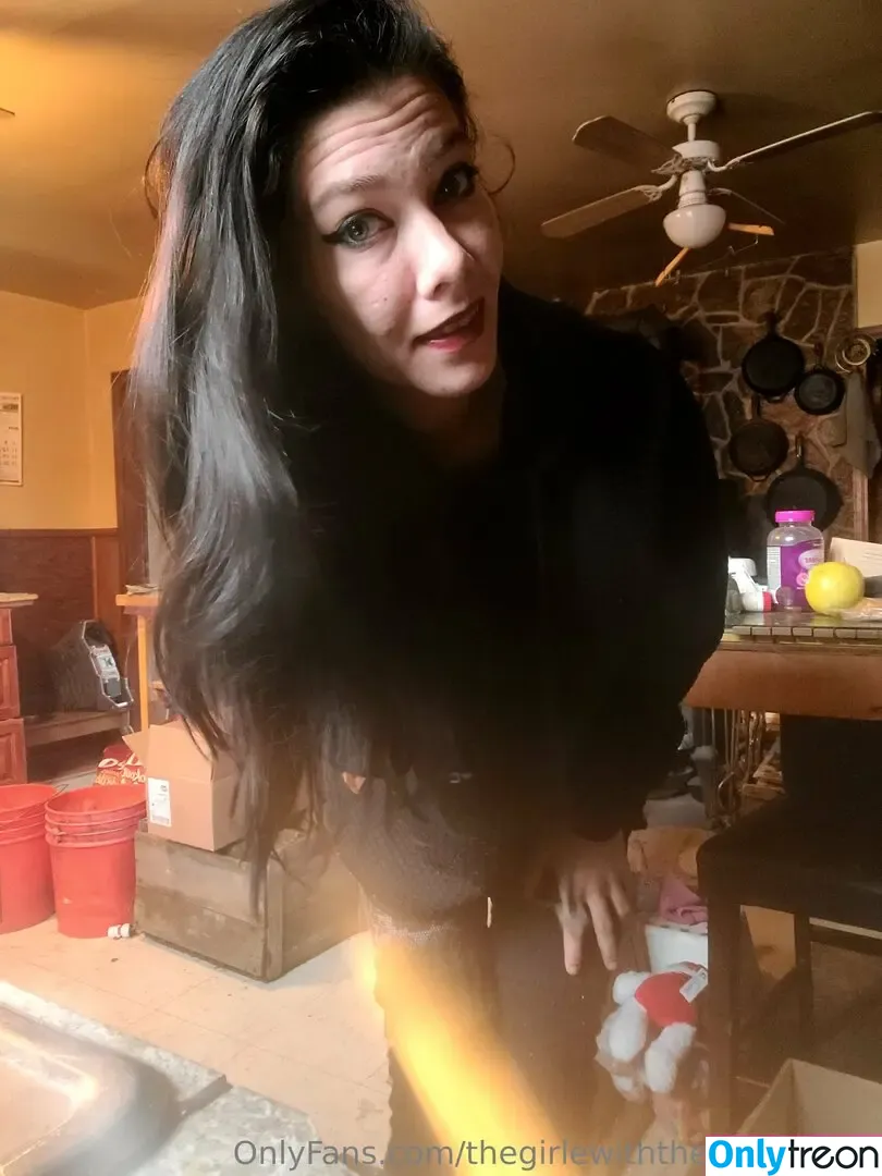 thegirlewiththecursemark nude photo #0141 (thegirlewiththecursemark)
