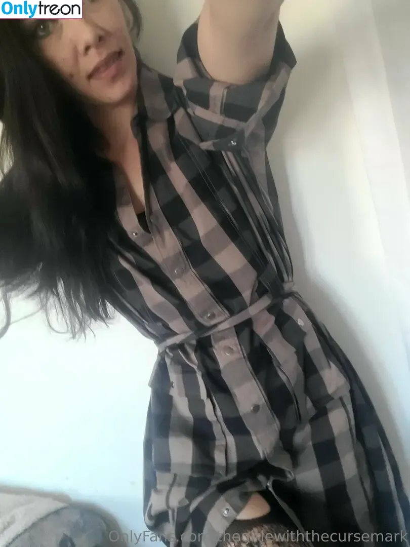 thegirlewiththecursemark nude photo #0145 (thegirlewiththecursemark)