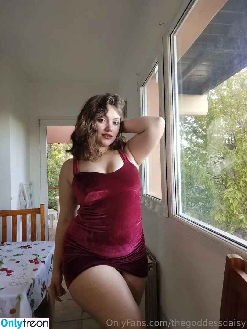 thegoddessdaisy голая photo #0018 (thegoddessiysis)