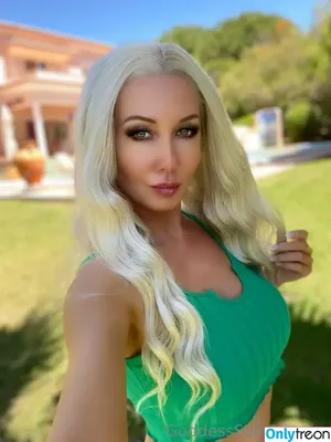thegoddesssaffron / elfernandosez nude photo #0033
