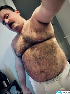 thegreekbearandredcub / thegreekbeard nude photo #0047