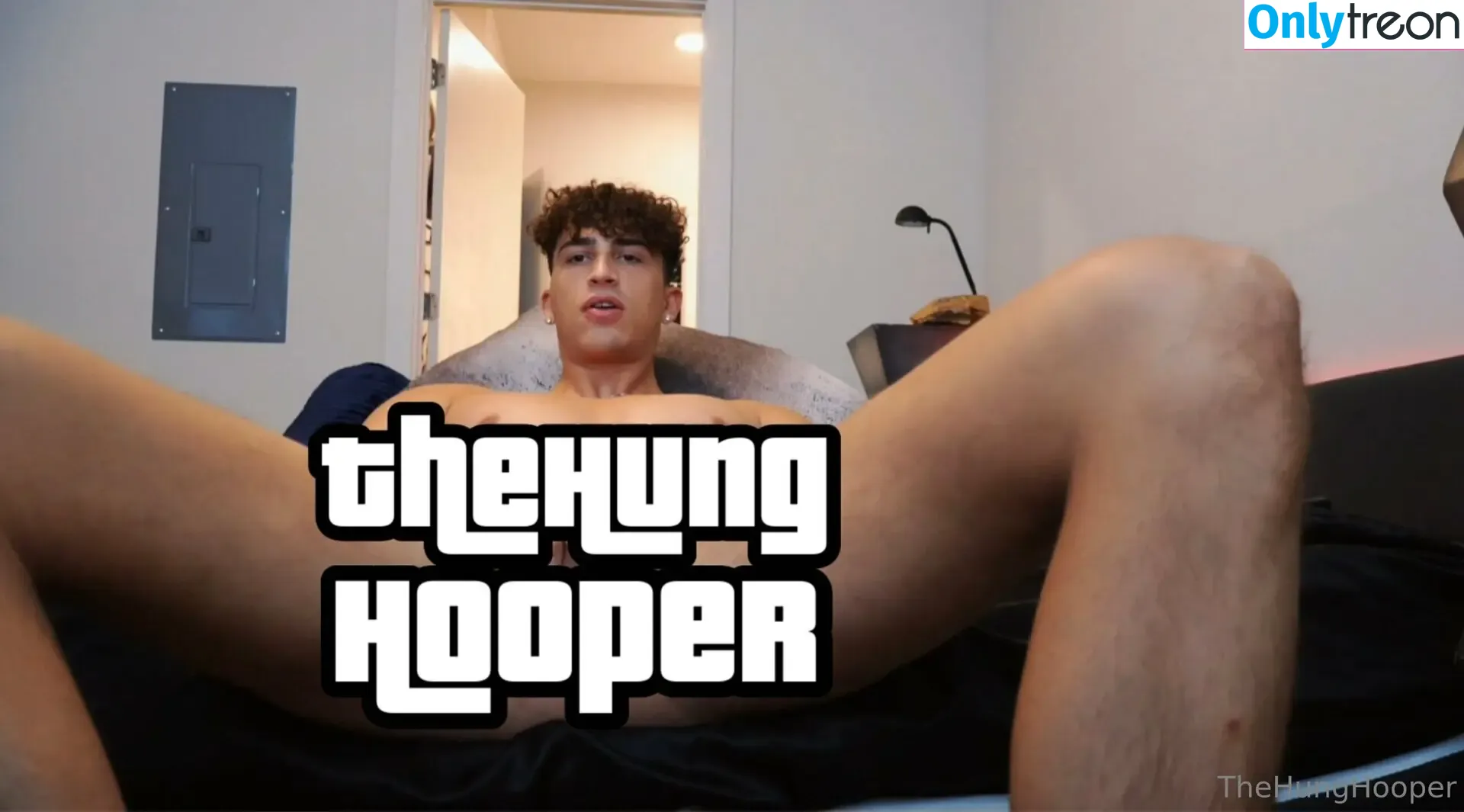 thehunghooper nude photo #0099 (hung_huge)