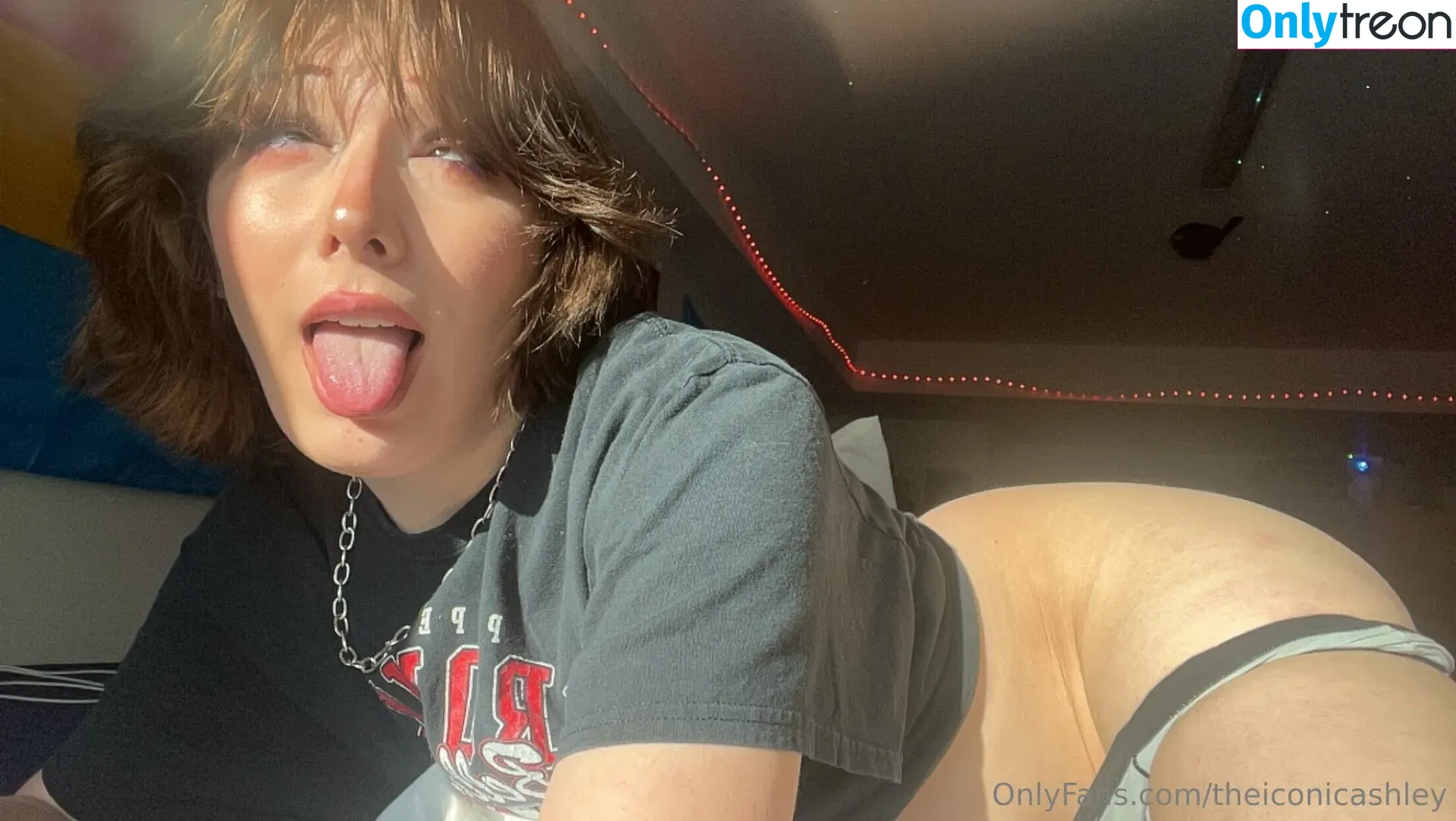 theiconicashley nude photo #0041 (ashleim1chelle)