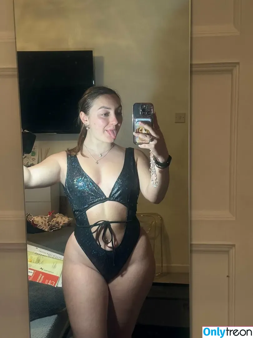 Thekatiex nude photo #0014 (_katieu.x)