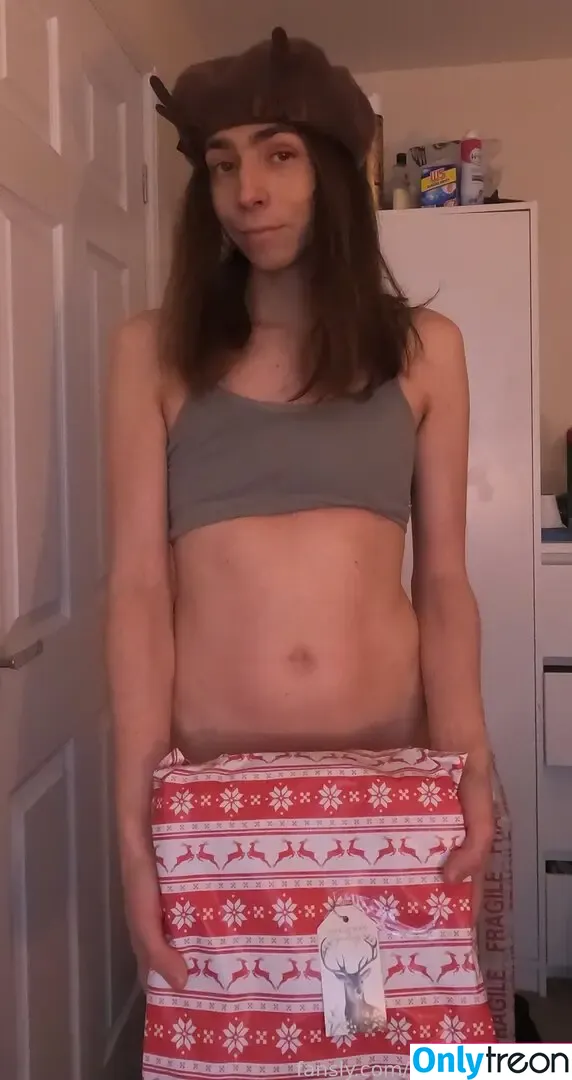 TheKeatonMask nude photo #0049 (TheKeatonMask)