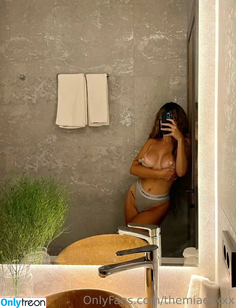 themiacoxxx nude photo #0157 (miacoxxx)