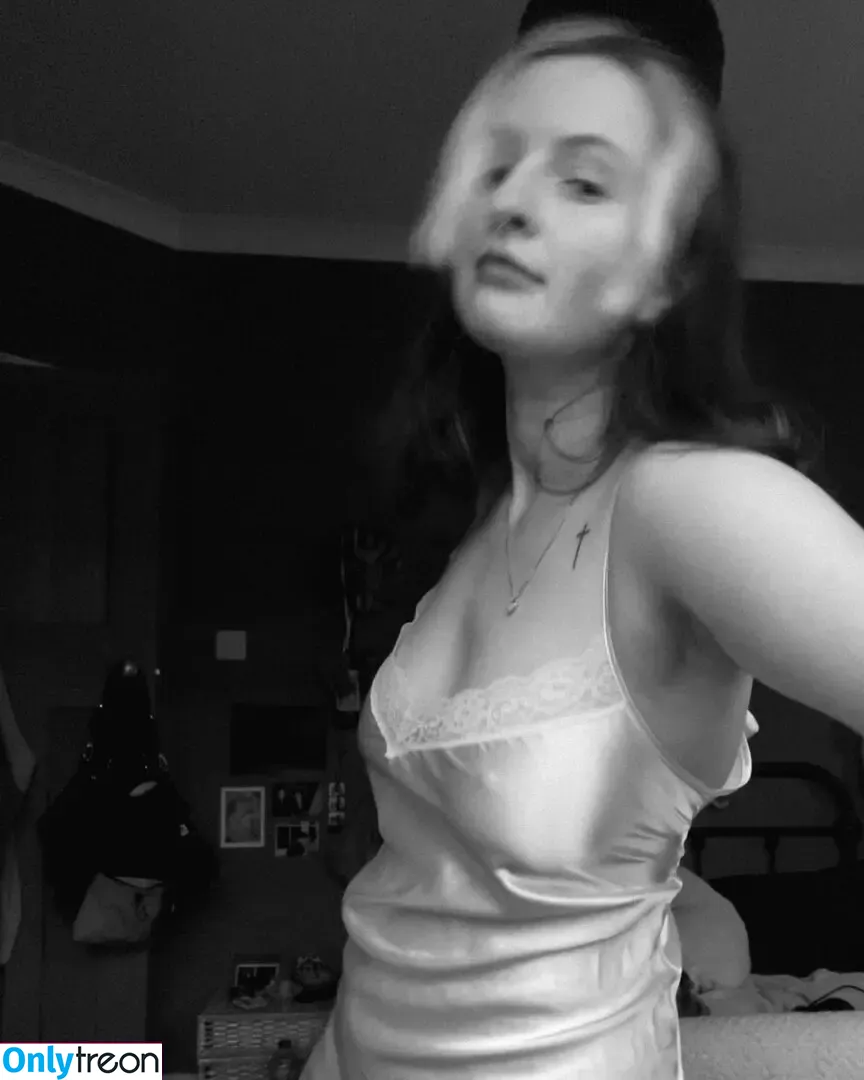 Theo Bleak nude photo #0003 (theobleak)