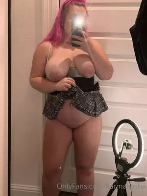 theoliviaskies / thelivingkendoll nude photo #0023