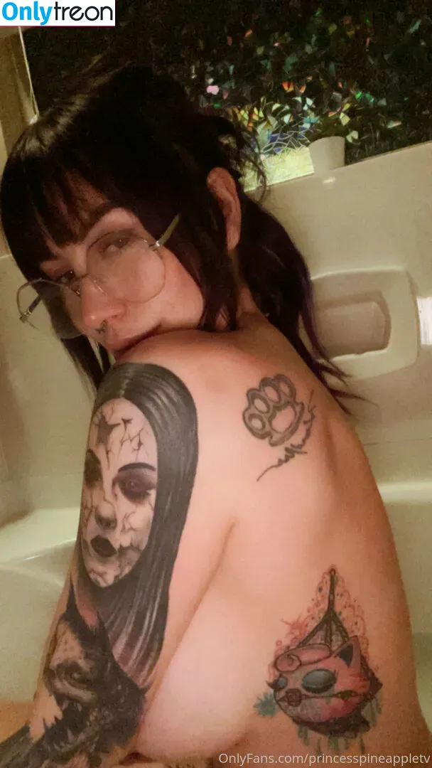 theonlinegirlfriend nude photo #0008 (wildaboutpineapple)