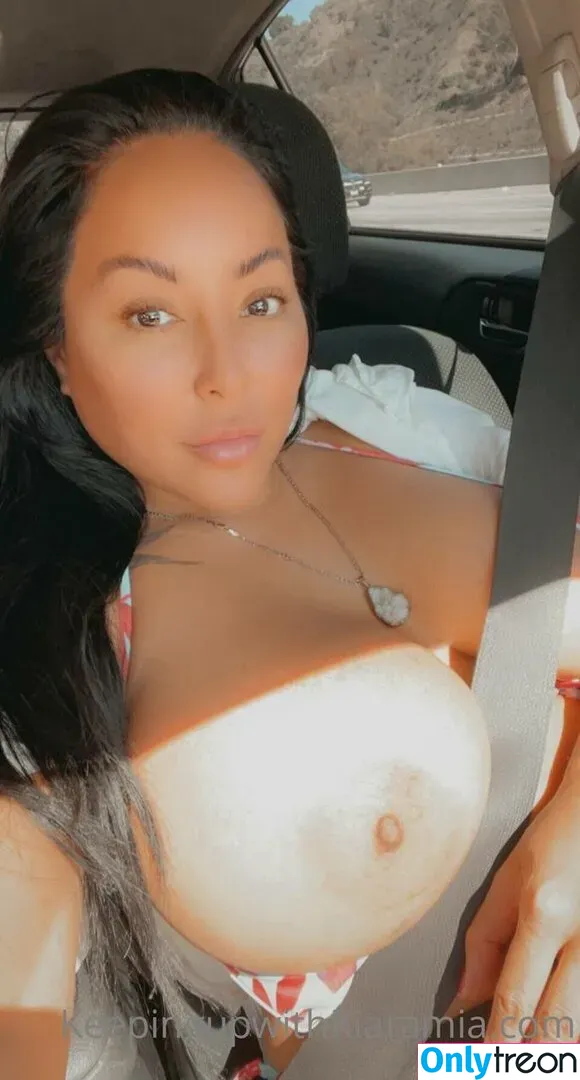 theonlykiaramia nude photo #0001 (theonlykiaramia)