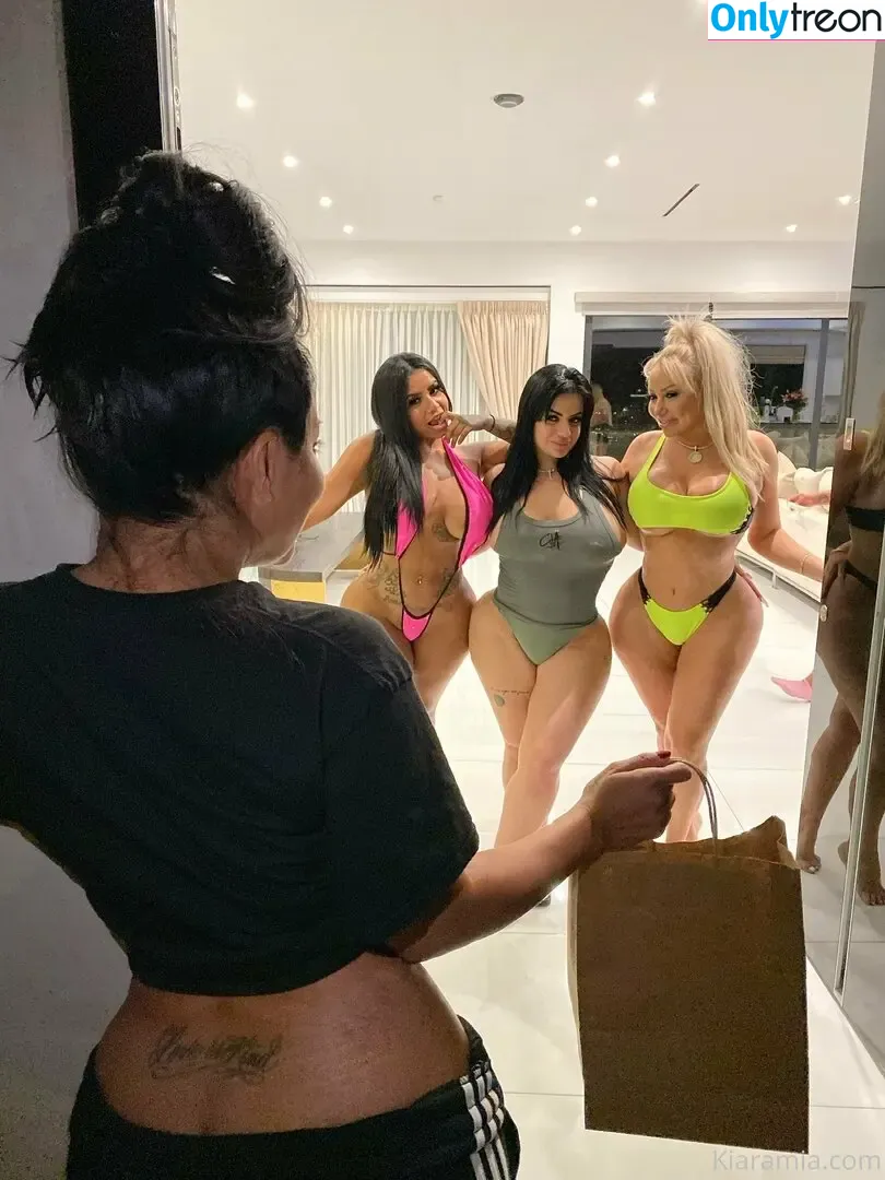 theonlykiaramia голая photo #0259 (theonlykiaramia)