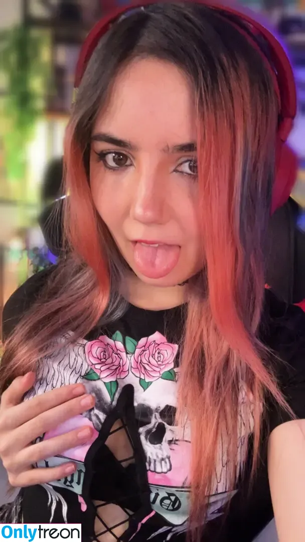 ThePianoDragon_ nude photo #0748 (PianoDragon_OF / thepianodragon / thepianodragon_twitch)