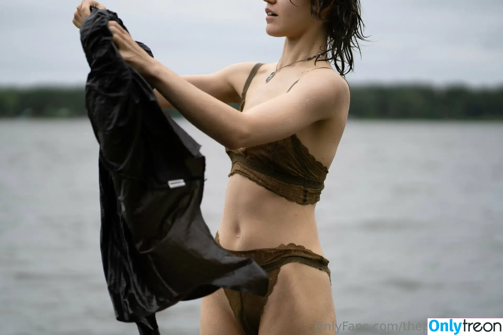 theplay_grapher nude photo #0003 (theplaygrapher._)