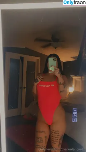 therealaliciad1 / aliciadaniellew nude photo #0015