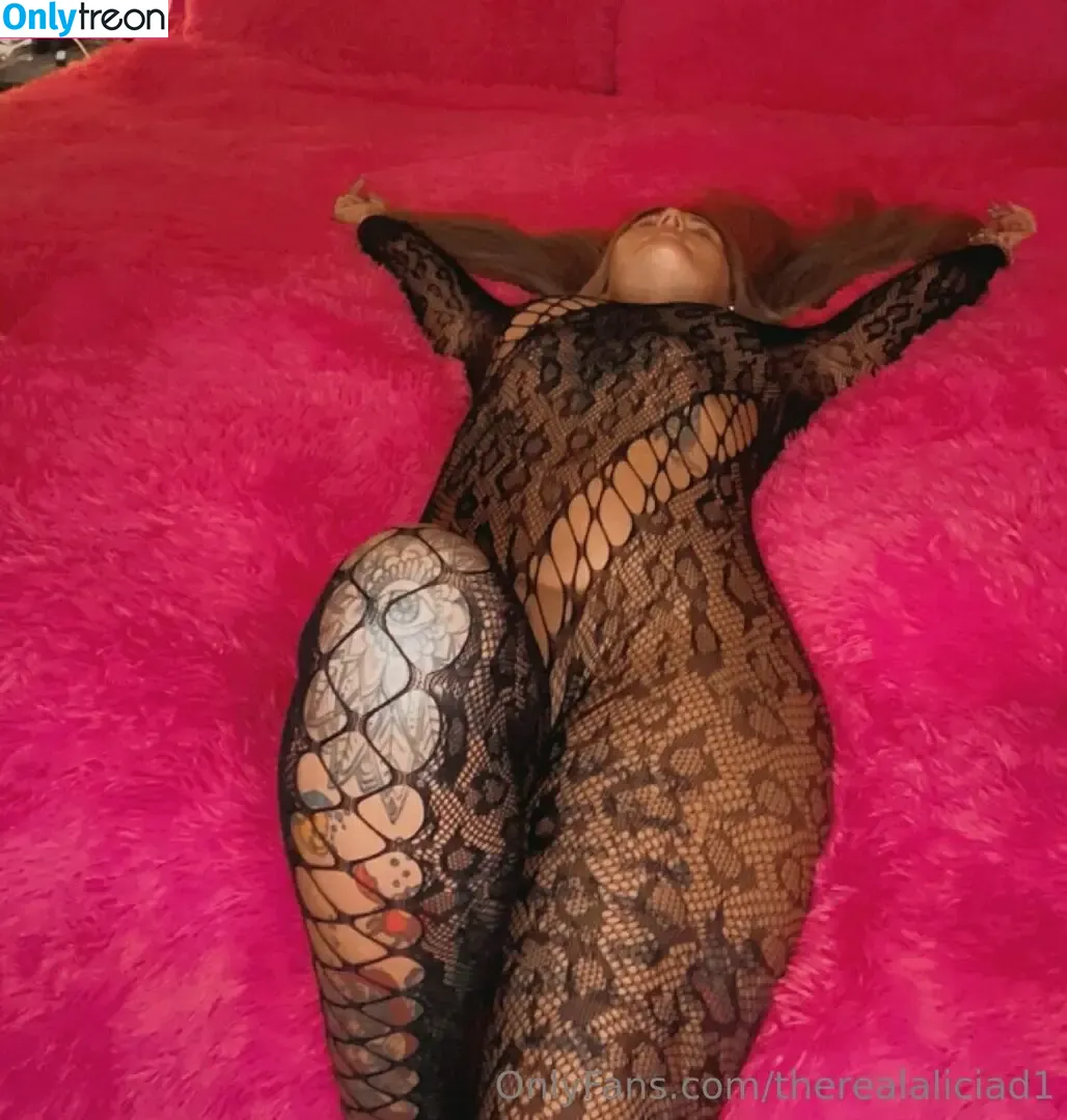 therealaliciad1 голая photo #0047 (aliciadaniellew)