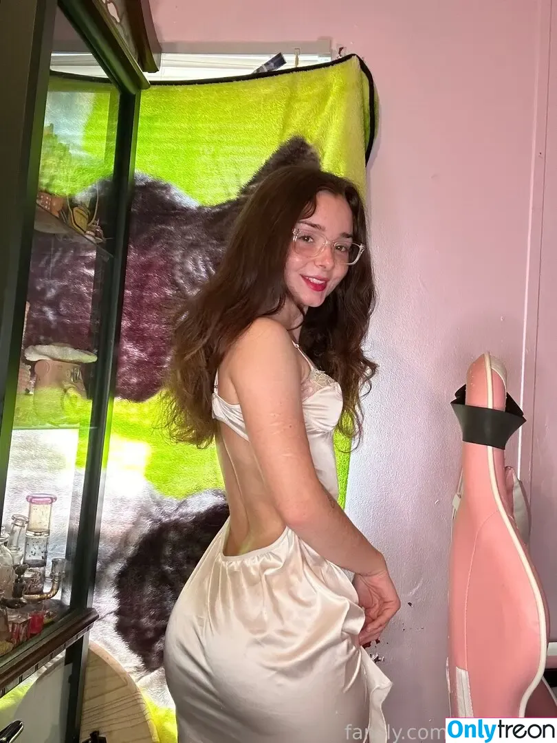 Therealaly nude photo #0545 (TheBestCouple / lilcurlyfry)