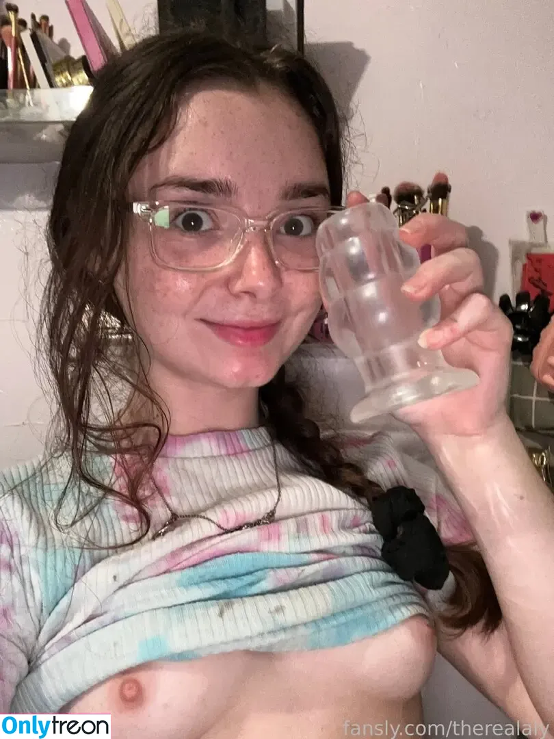 Therealaly nude photo #0691 (TheBestCouple / lilcurlyfry)